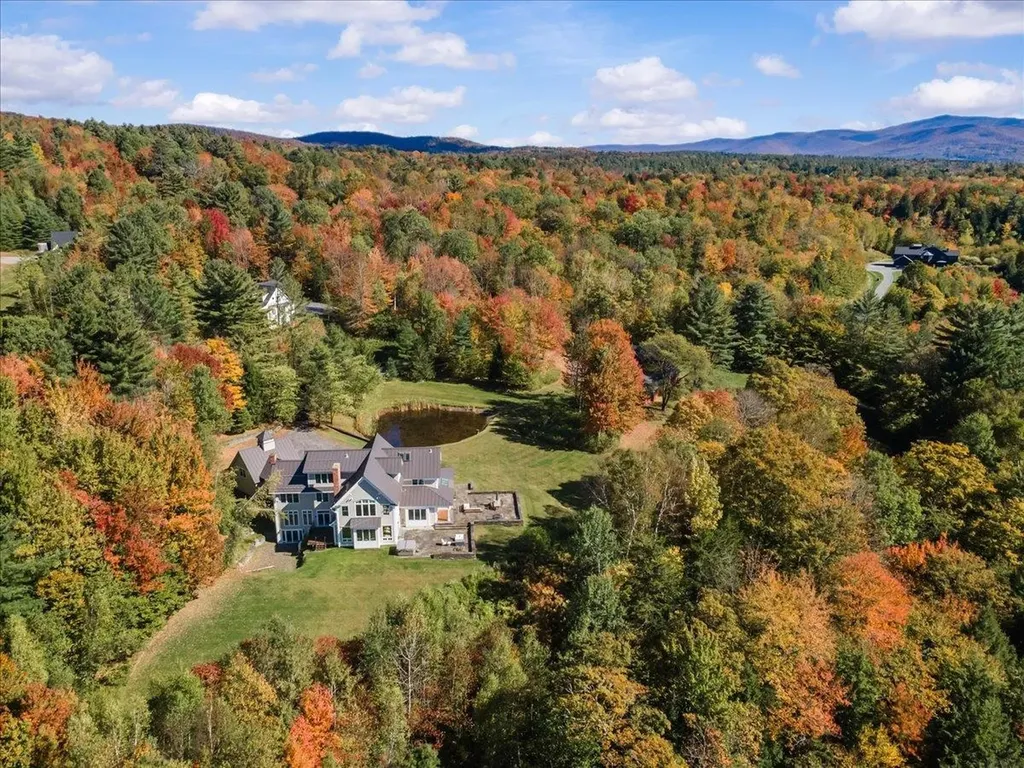 235 Lower Sanborn Road Stowe VT 05672