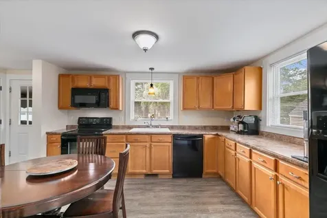 168 Main Street Plaistow NH 03865