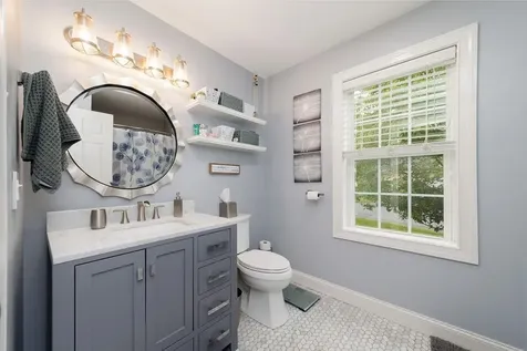 53 Mountain View Drive Lebanon NH 03766