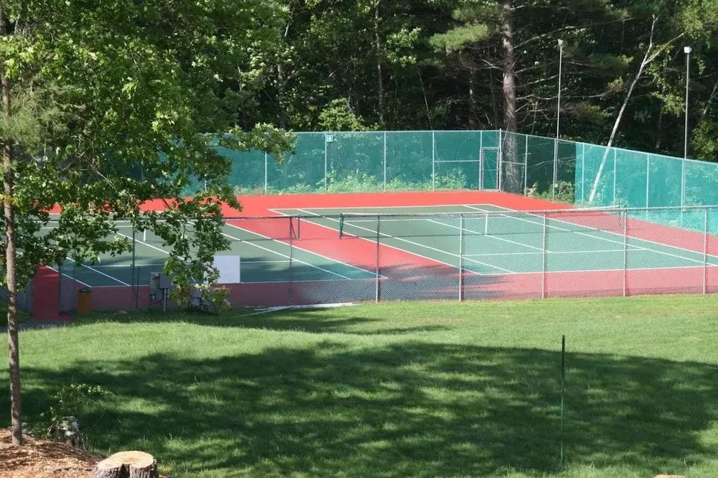 12 Streamside Road Campton NH 03223