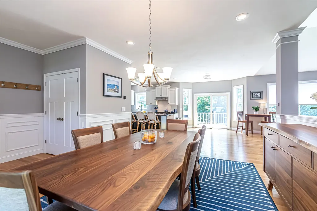 6 Anderson Way Auburn NH 03032
