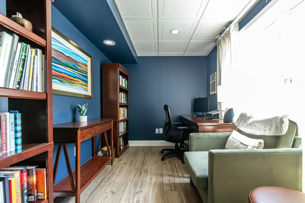 6 Anderson Way Auburn NH 03032
