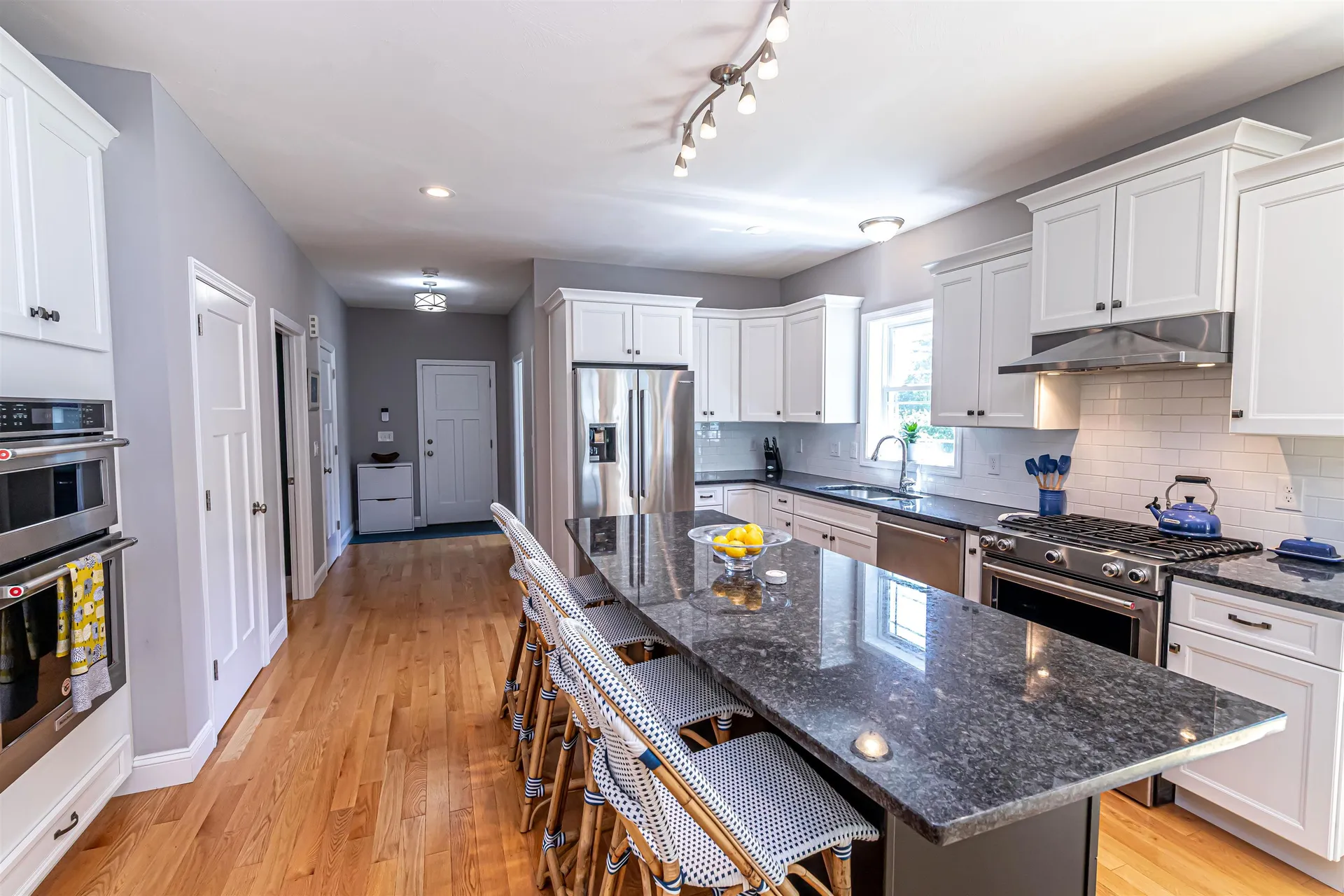 6 Anderson Way Auburn NH 03032