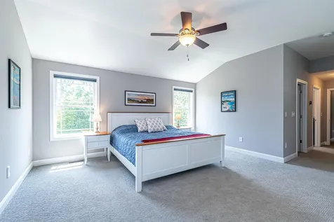 6 Anderson Way Auburn NH 03032
