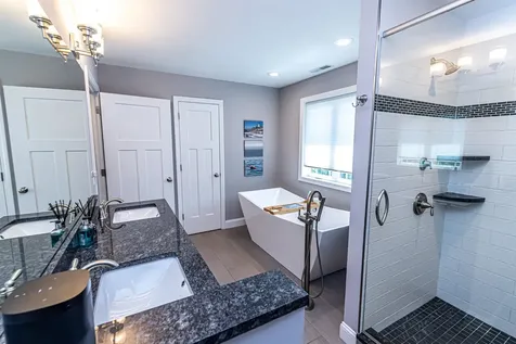 6 Anderson Way Auburn NH 03032