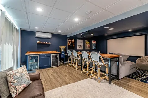 6 Anderson Way Auburn NH 03032
