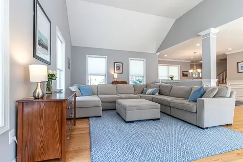 6 Anderson Way Auburn NH 03032
