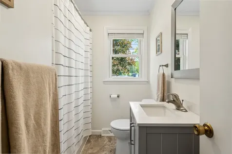 41 Foster Road Essex VT 05452