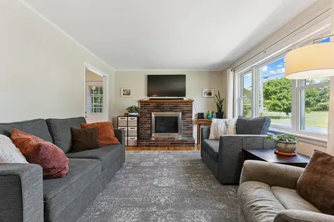 41 Foster Road Essex VT 05452