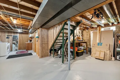 41 Foster Road Essex VT 05452