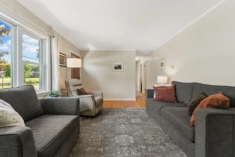 41 Foster Road Essex VT 05452