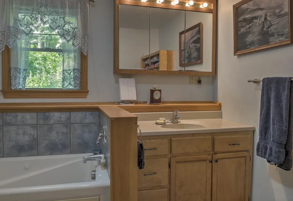 146 Anderson Road Stoddard NH 03464