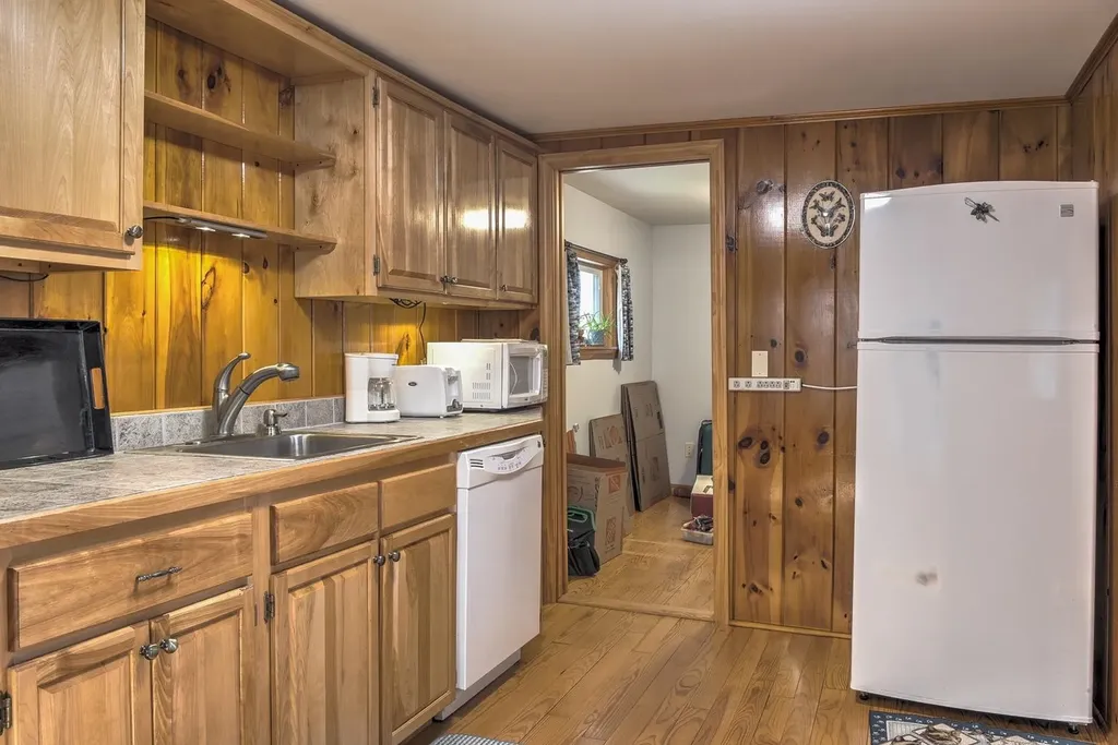 146 Anderson Road Stoddard NH 03464