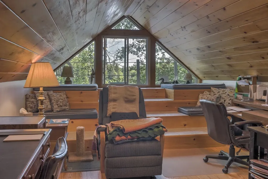 146 Anderson Road Stoddard NH 03464