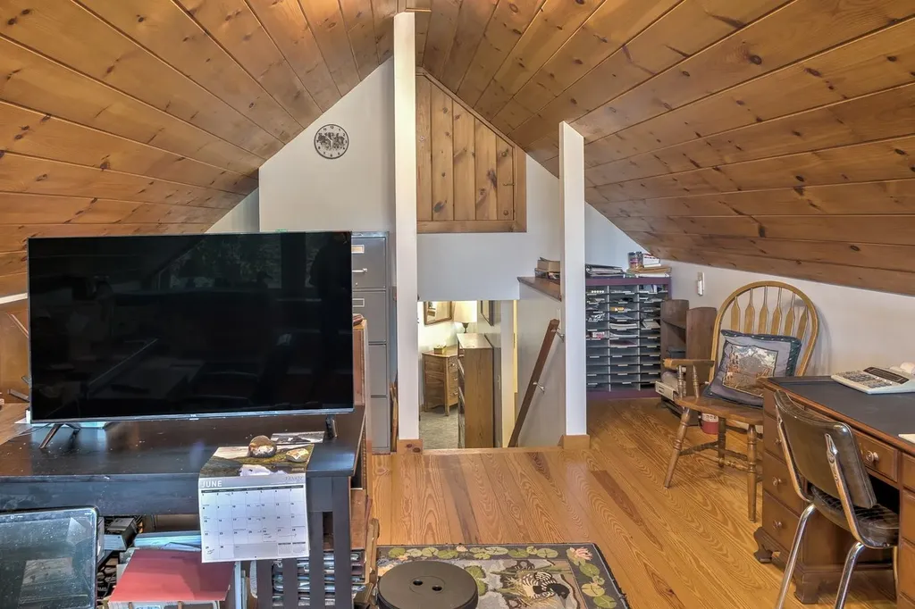 146 Anderson Road Stoddard NH 03464