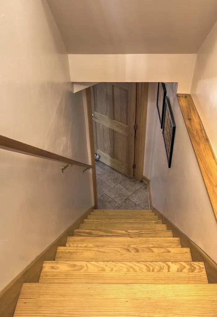 146 Anderson Road Stoddard NH 03464