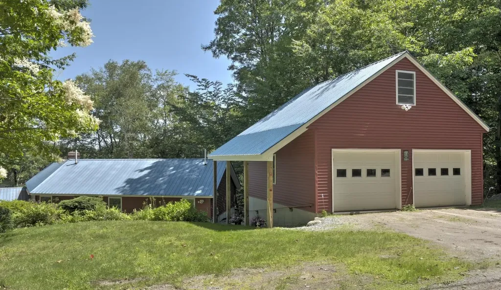 146 Anderson Road Stoddard NH 03464