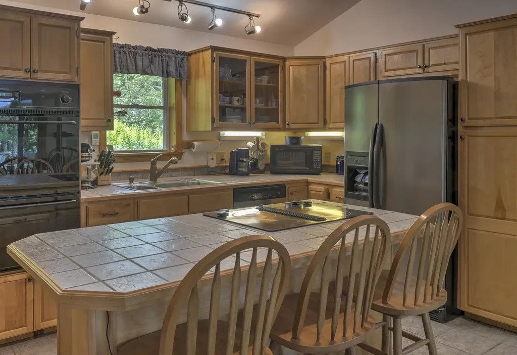 146 Anderson Road Stoddard NH 03464