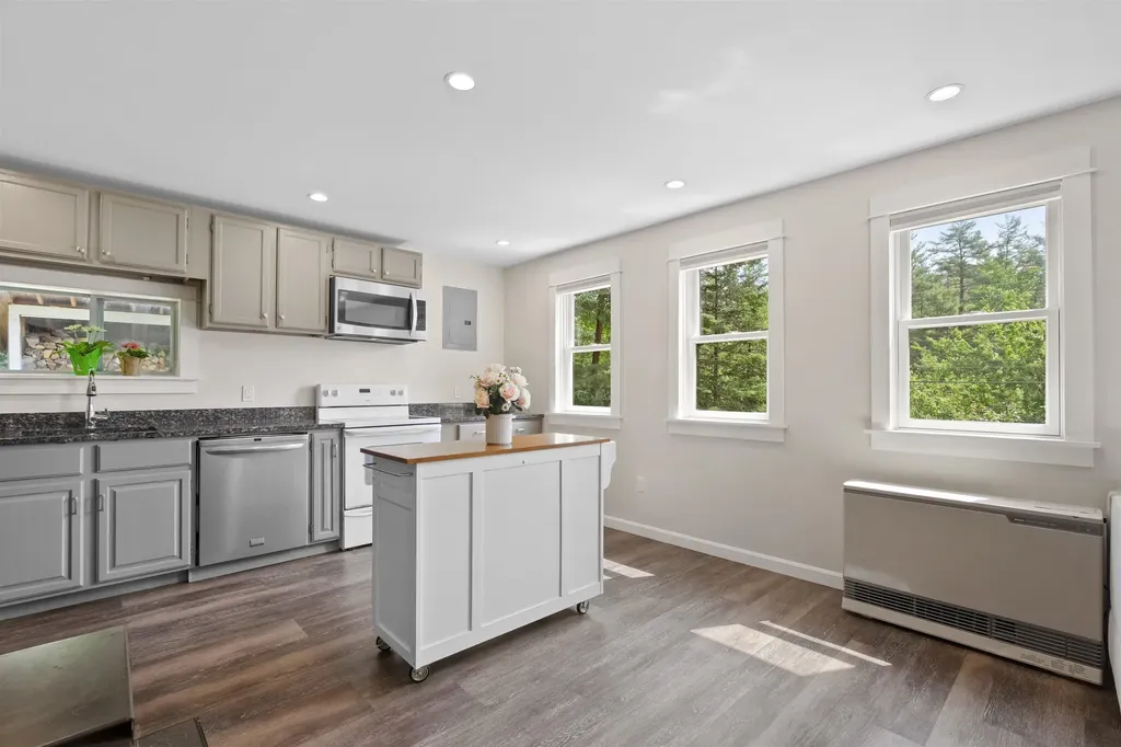 641 Route 123 N Stoddard NH 03464