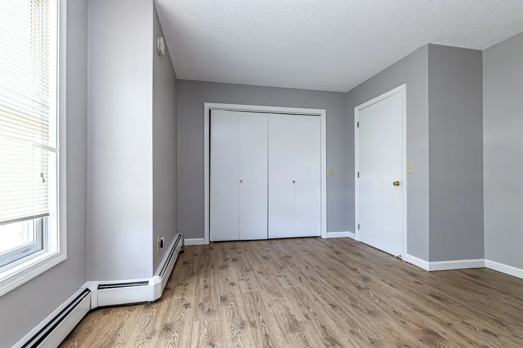 10 Merrill Place Enfield NH 03748