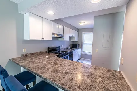 10 Merrill Place Enfield NH 03748