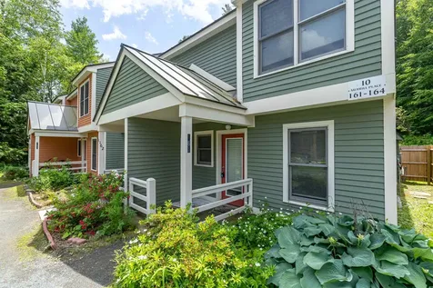 10 Merrill Place Enfield NH 03748