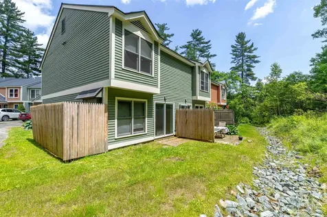 10 Merrill Place Enfield NH 03748