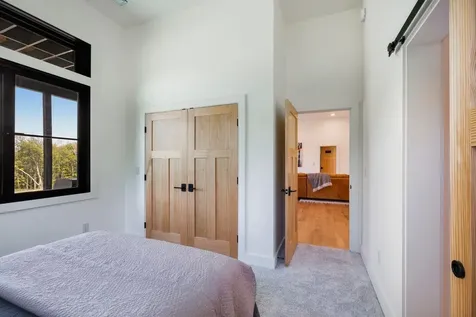 832 Lincoln Hill Road Hinesburg VT 05461-0000