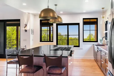 832 Lincoln Hill Road Hinesburg VT 05461-0000