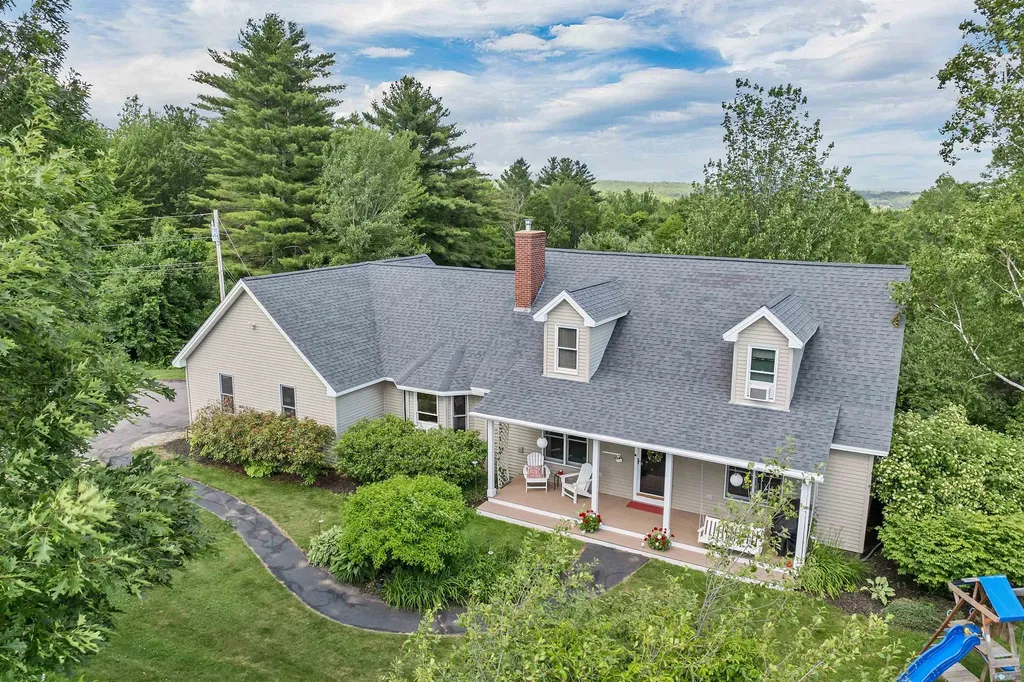 377 Calef Hill Road Tilton NH 03276