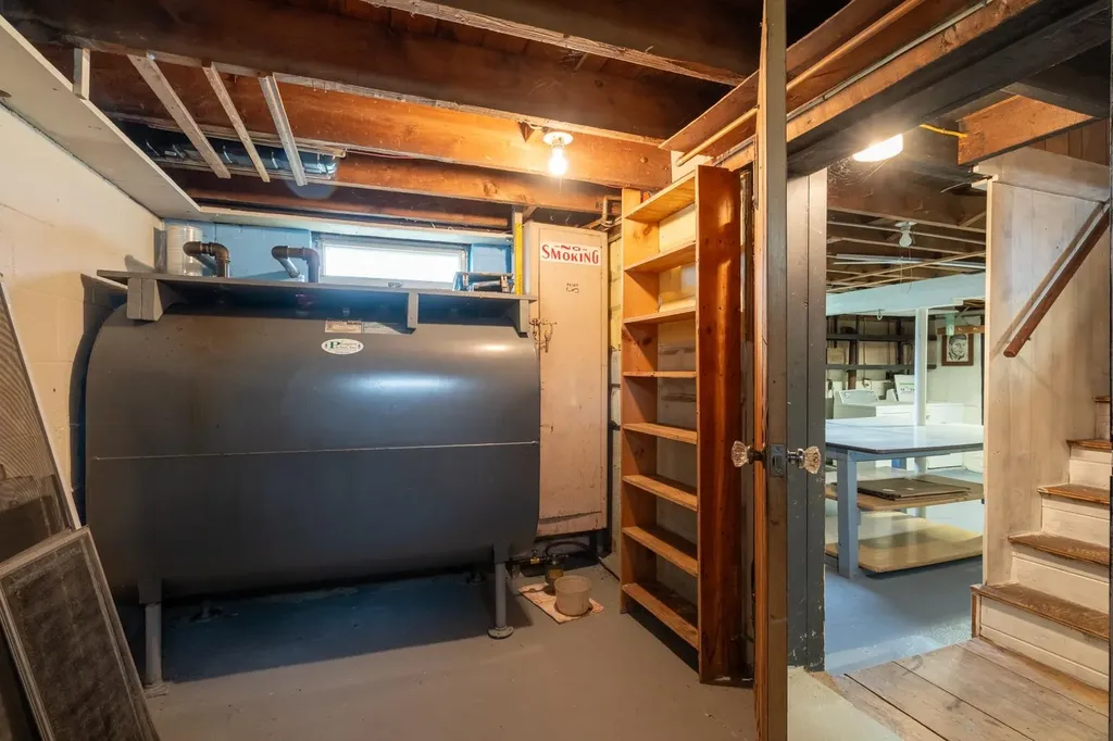 4 Sterling Road Kittery ME 03904