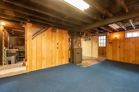 4 Sterling Road Kittery ME 03904