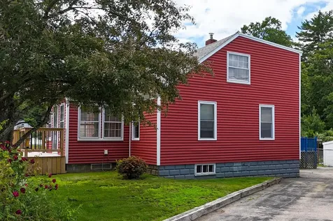 4 Sterling Road Kittery ME 03904