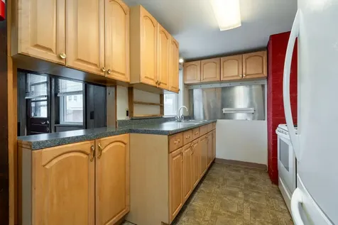 4 Sterling Road Kittery ME 03904