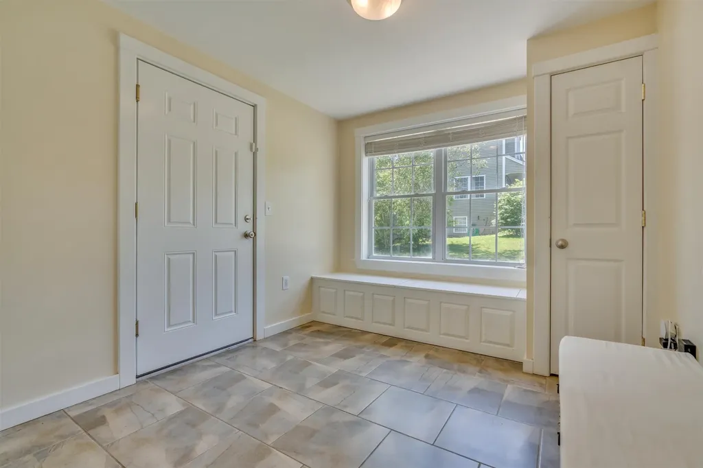 15 Winslow Drive Somersworth NH 03878