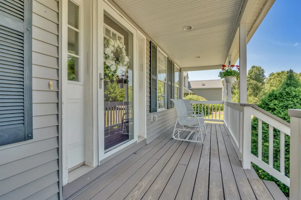 15 Winslow Drive Somersworth NH 03878
