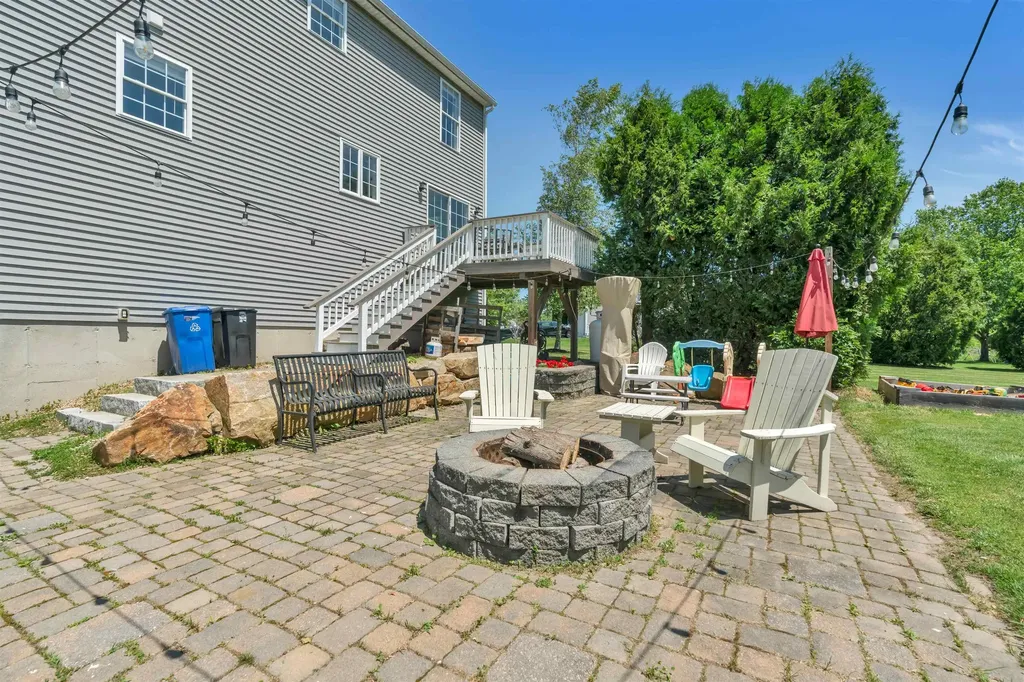15 Winslow Drive Somersworth NH 03878