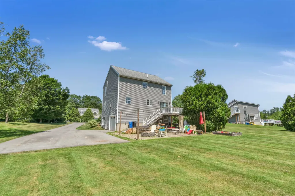 15 Winslow Drive Somersworth NH 03878