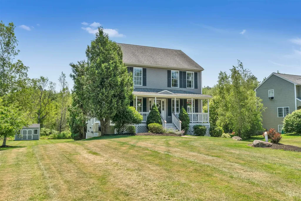 15 Winslow Drive Somersworth NH 03878