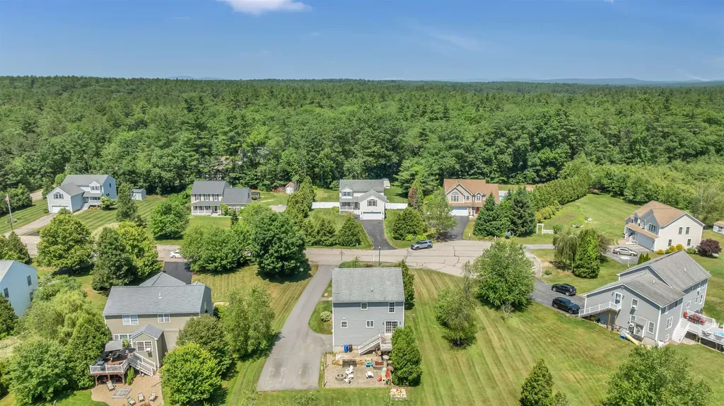 15 Winslow Drive Somersworth NH 03878
