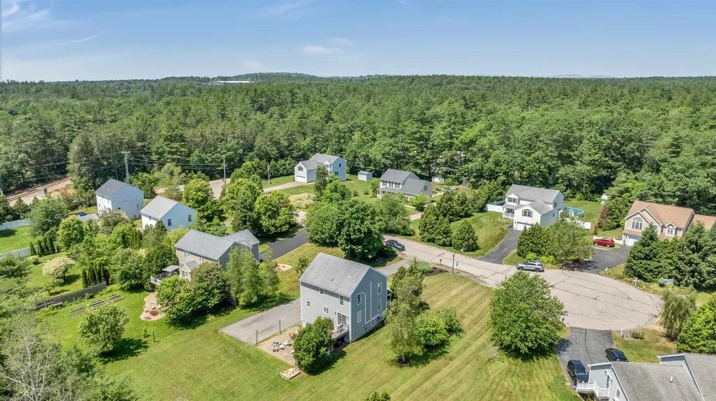 15 Winslow Drive Somersworth NH 03878