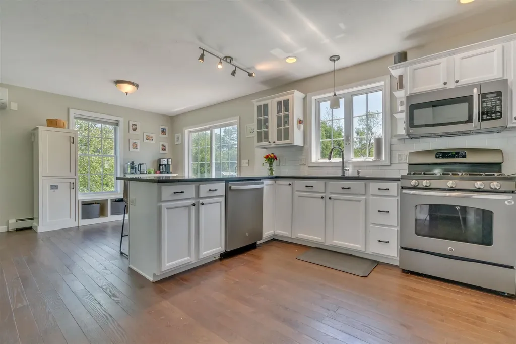 15 Winslow Drive Somersworth NH 03878