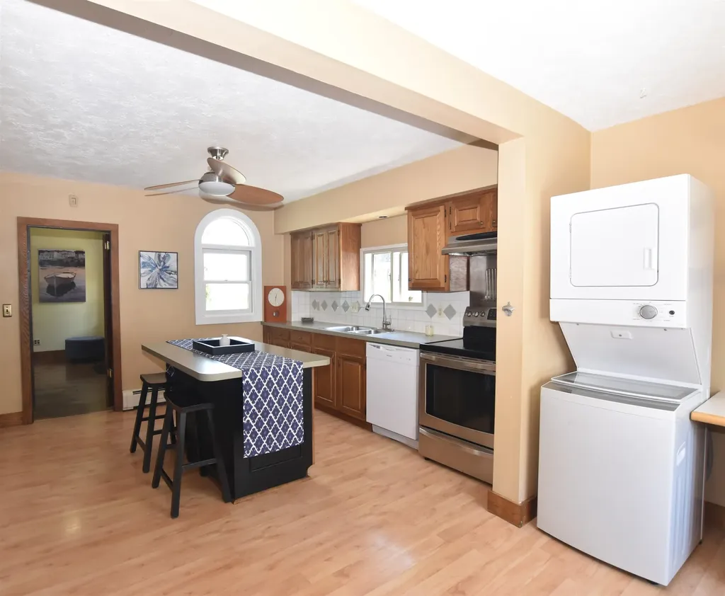 136 Sparhawk Street Portsmouth NH 03801