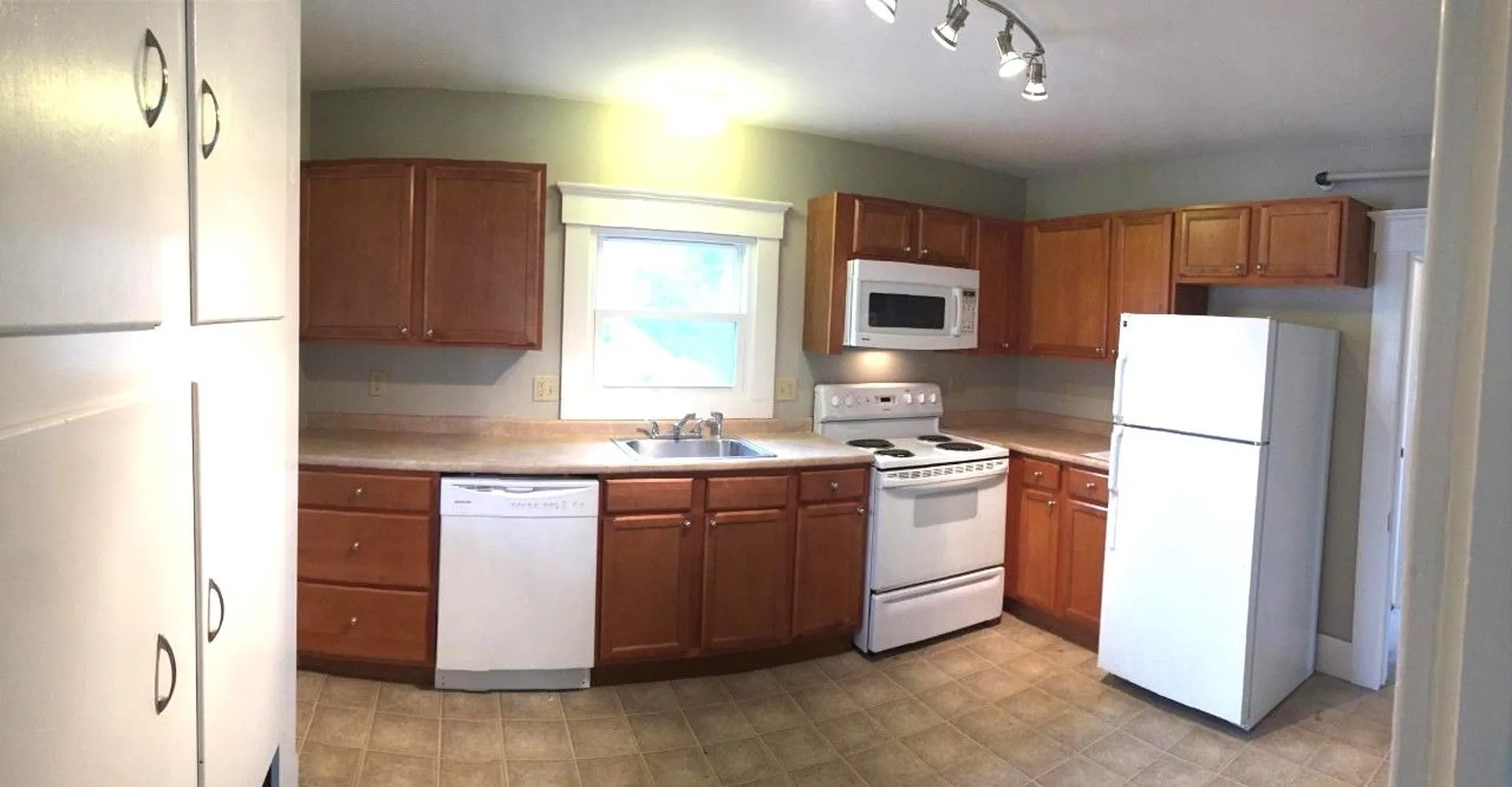 96 Broadway Dover NH 03820