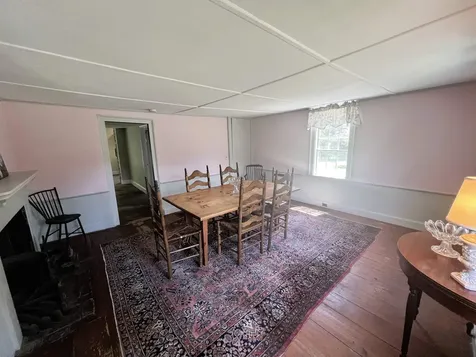 41 Amesbury Road Newton NH 03858