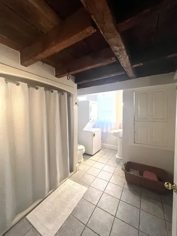 41 Amesbury Road Newton NH 03858