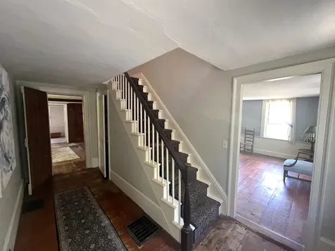 41 Amesbury Road Newton NH 03858