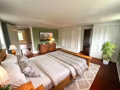 41 Amesbury Road Newton NH 03858