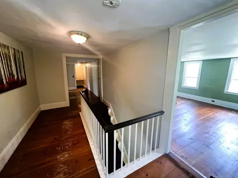 41 Amesbury Road Newton NH 03858