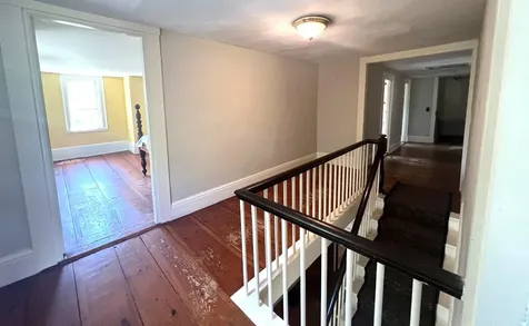 41 Amesbury Road Newton NH 03858